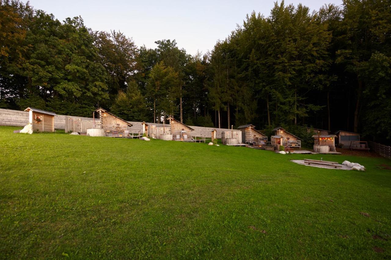 Alp Glamping Village Radovljica Eksteriør billede